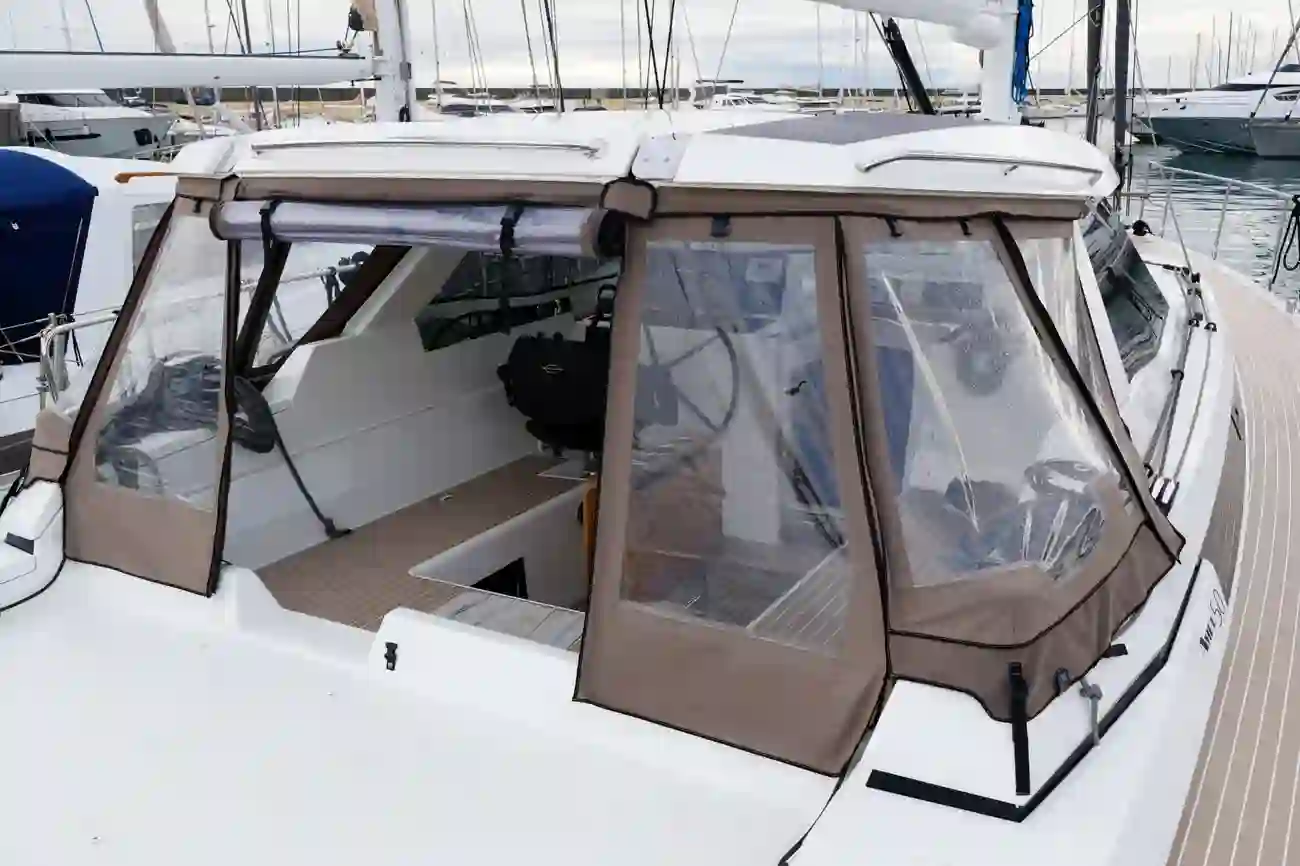 Thumbnail von Amel 50