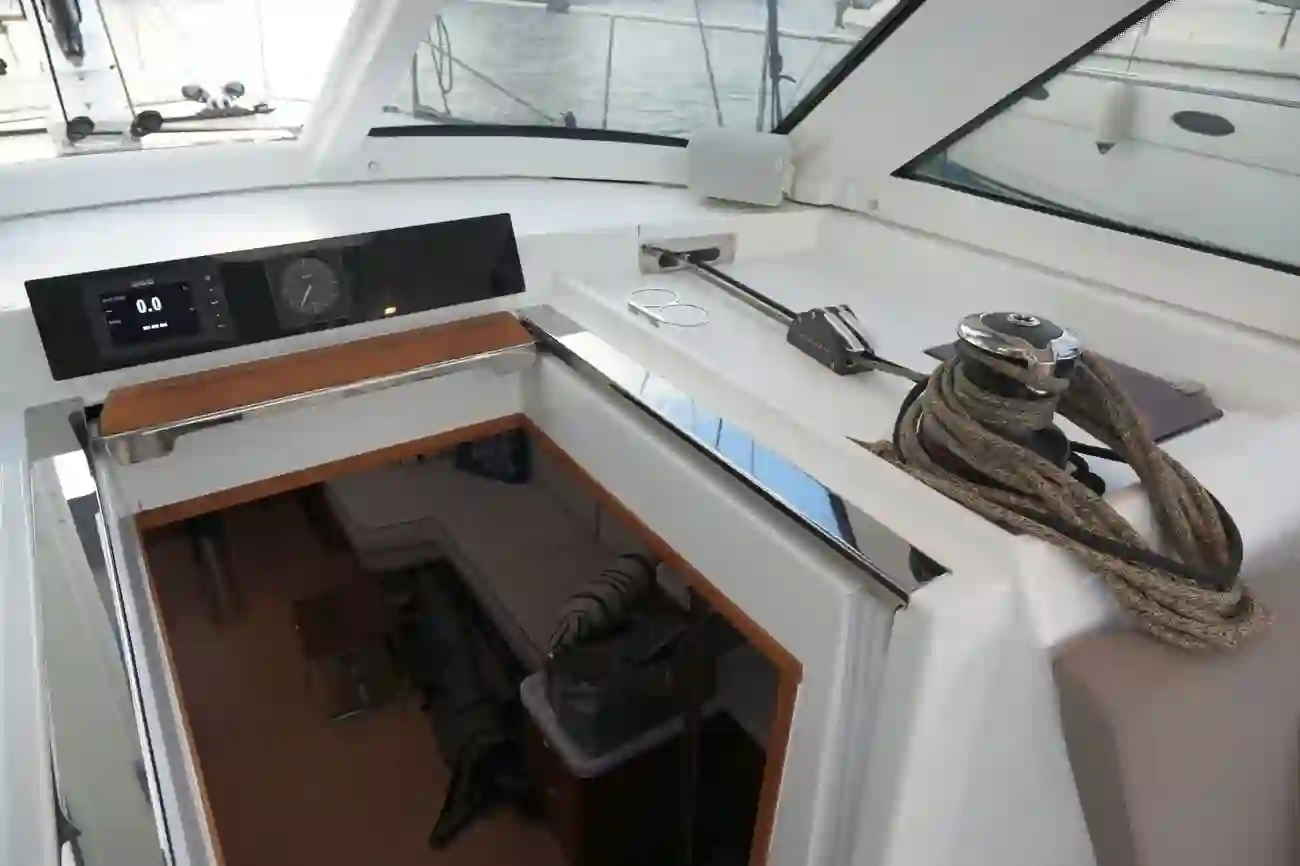 Thumbnail von Amel 50