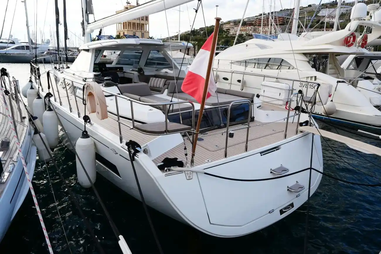 Thumbnail von Amel 50