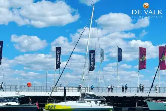 Thumbnail von Clase 40