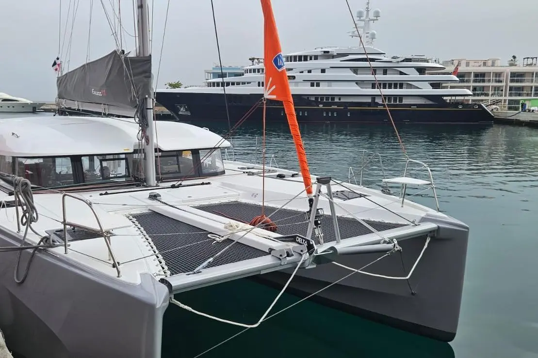 Thumbnail von Exceso 11