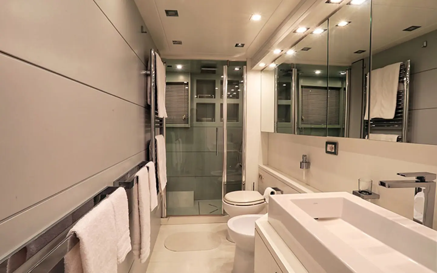 Thumbnail von Maiora 27 NIKCA