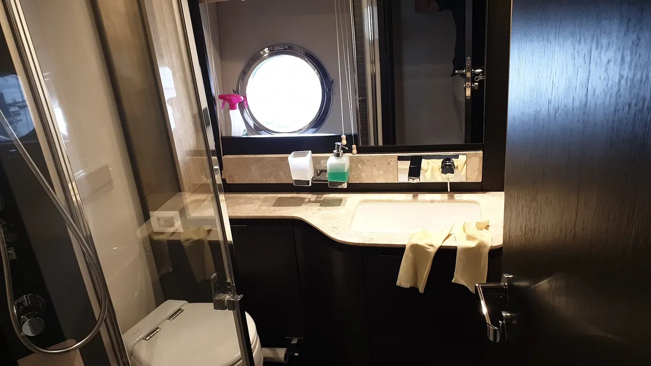 Thumbnail von Azimut 66