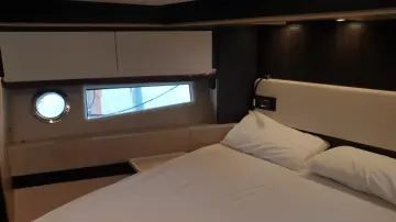 Thumbnail von Azimut 66