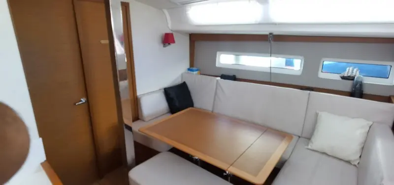 Thumbnail von Jeanneau Sun Odyssey 440