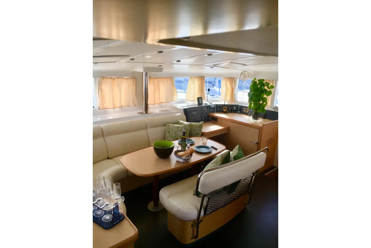 Thumbnail von Lagoon 440 REWIND