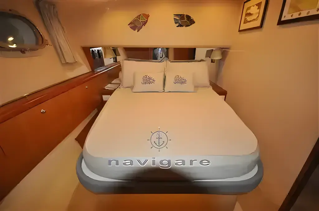 Thumbnail von Hatteras 50 Convertible