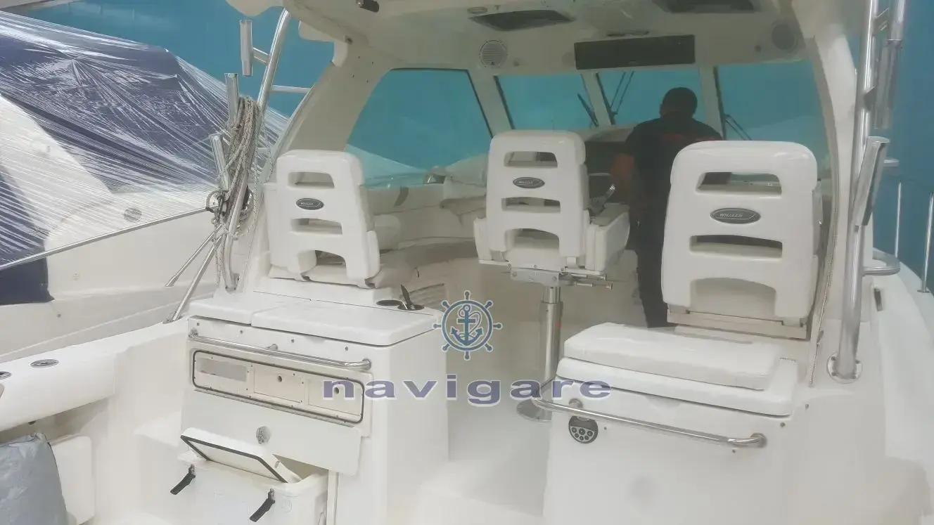 Thumbnail von Boston Whaler 345 Conquest