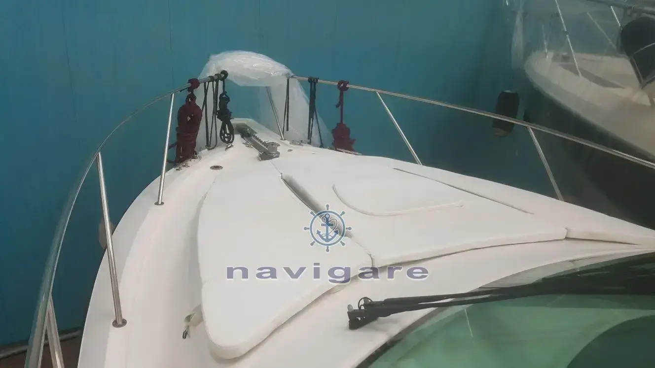 Thumbnail von Boston Whaler 345 Conquest