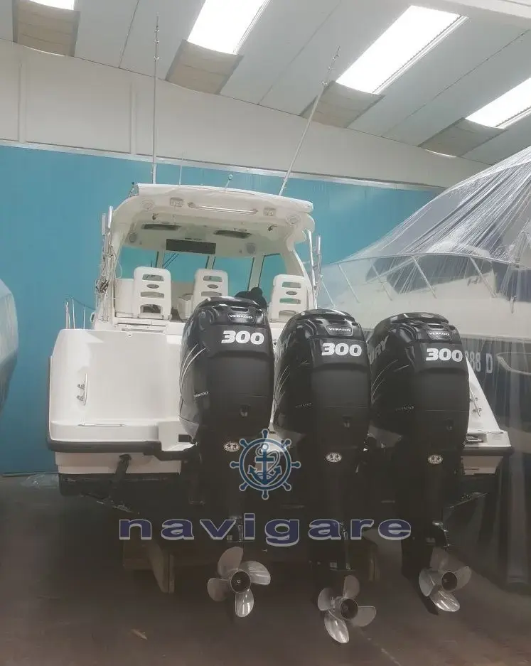 Thumbnail von Boston Whaler 345 Conquest