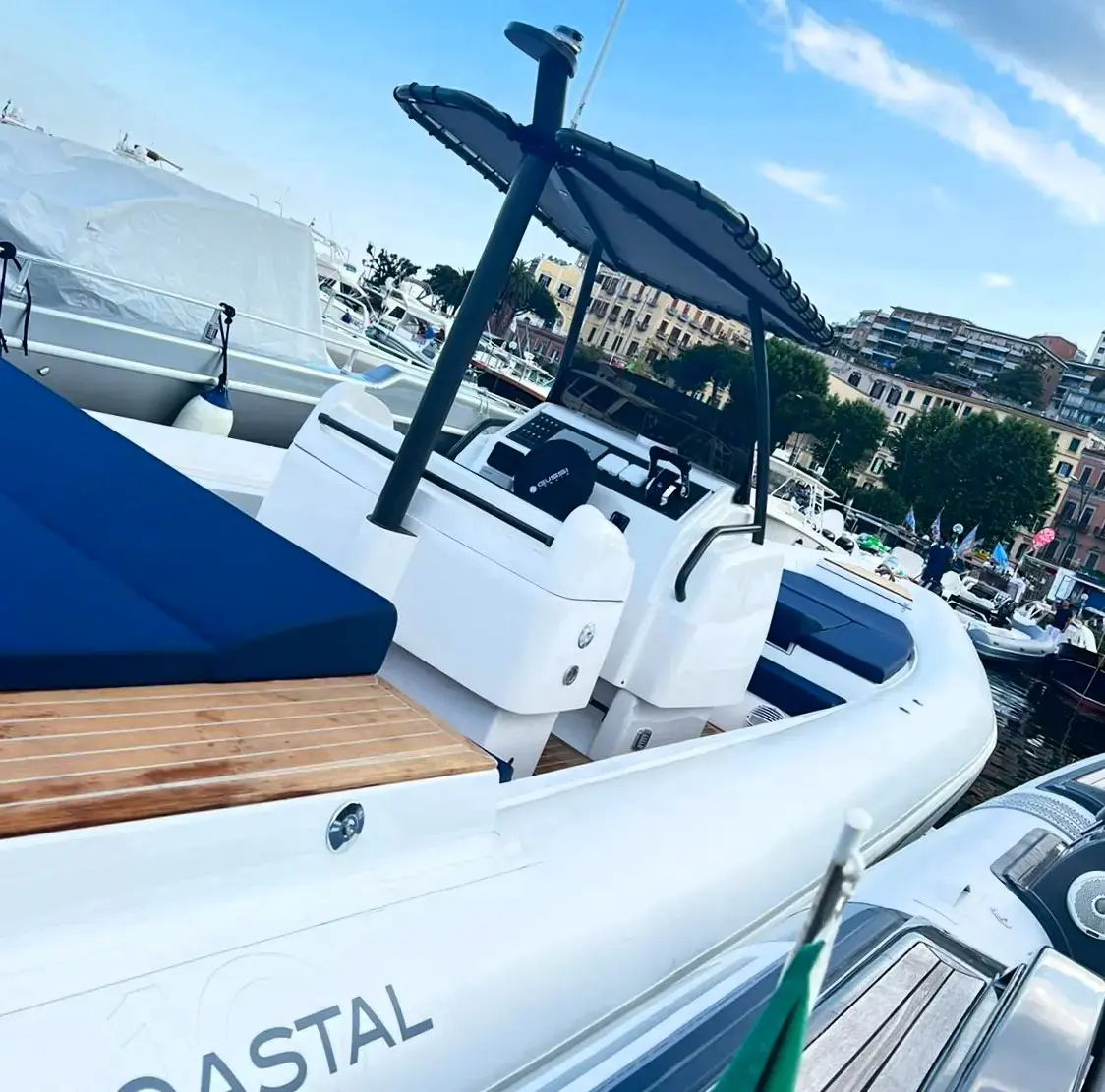 Thumbnail von コースタルボート 10 TENDER