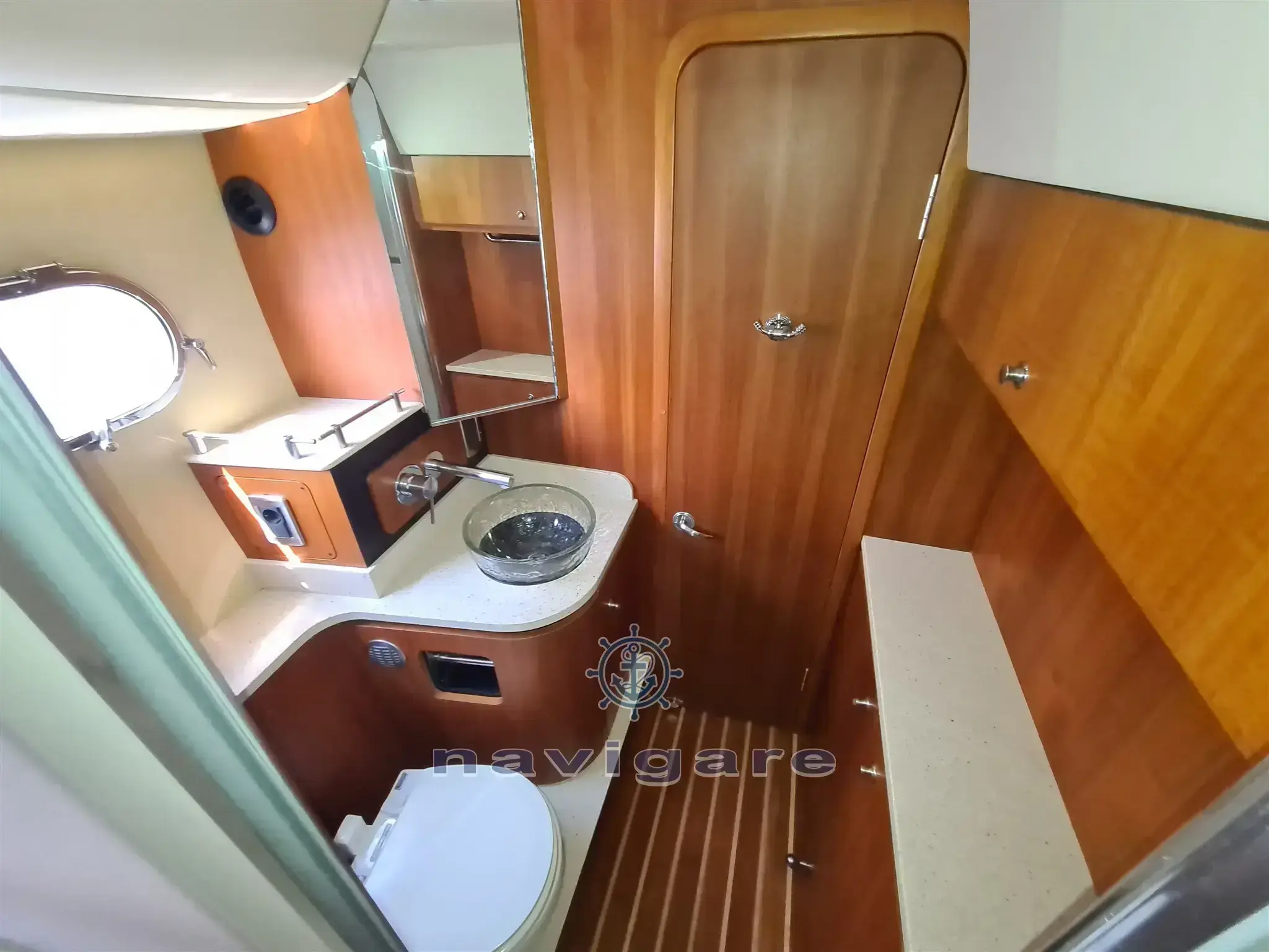 Thumbnail von Tiara Yachts 3900 Sovran