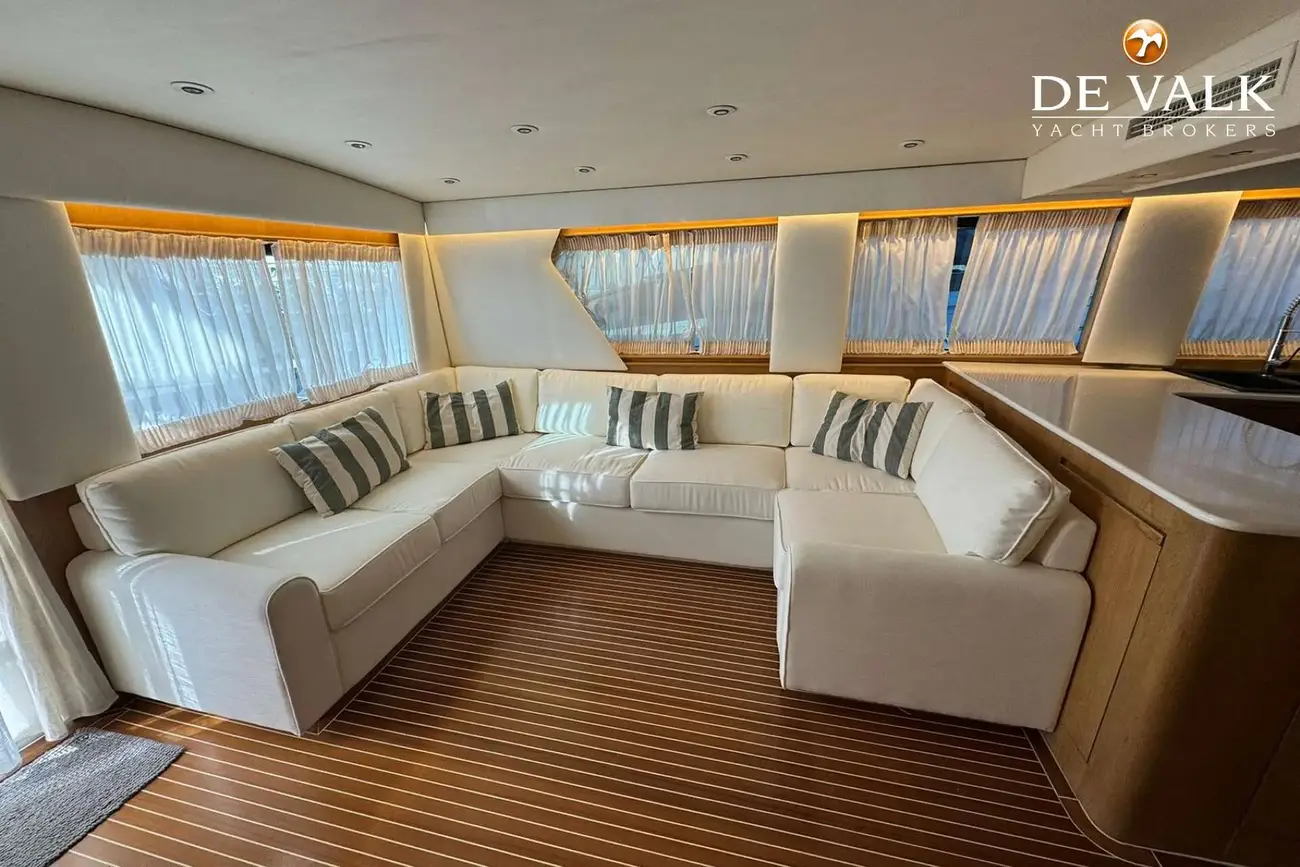 Thumbnail von Hatteras 65 Convertible