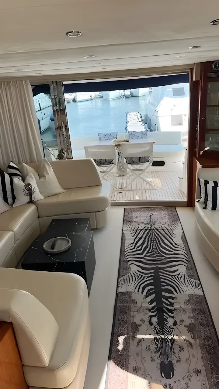 Thumbnail von Princess 67