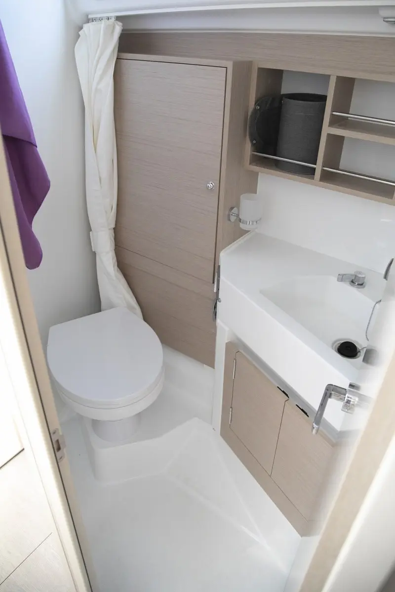 Thumbnail von Beneteau Oceanis 34.1