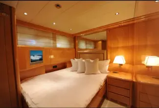 Thumbnail von Overmarine Mangusta 72 Open