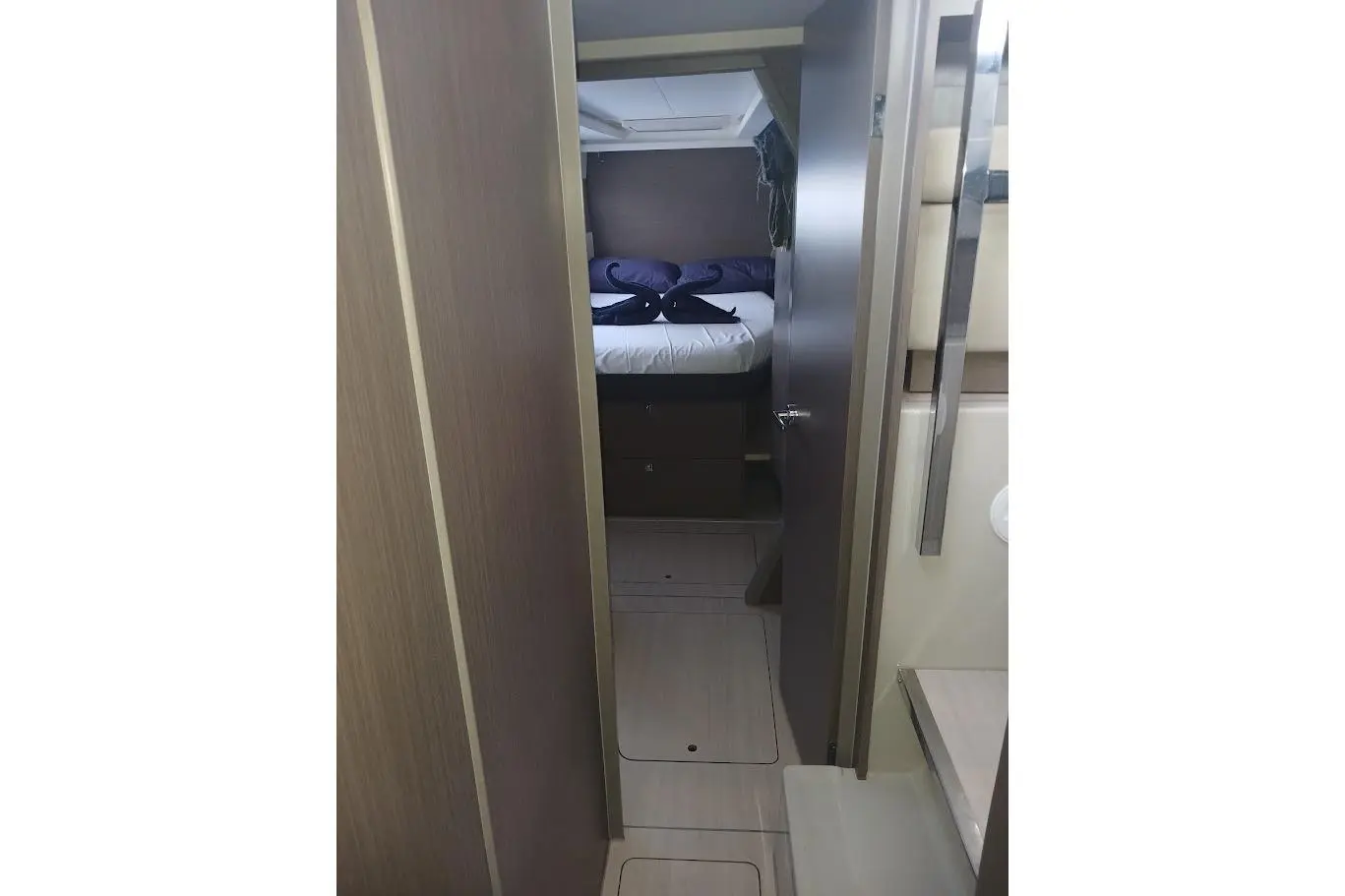 Thumbnail von Leopard 45 INCOMMUNICADO