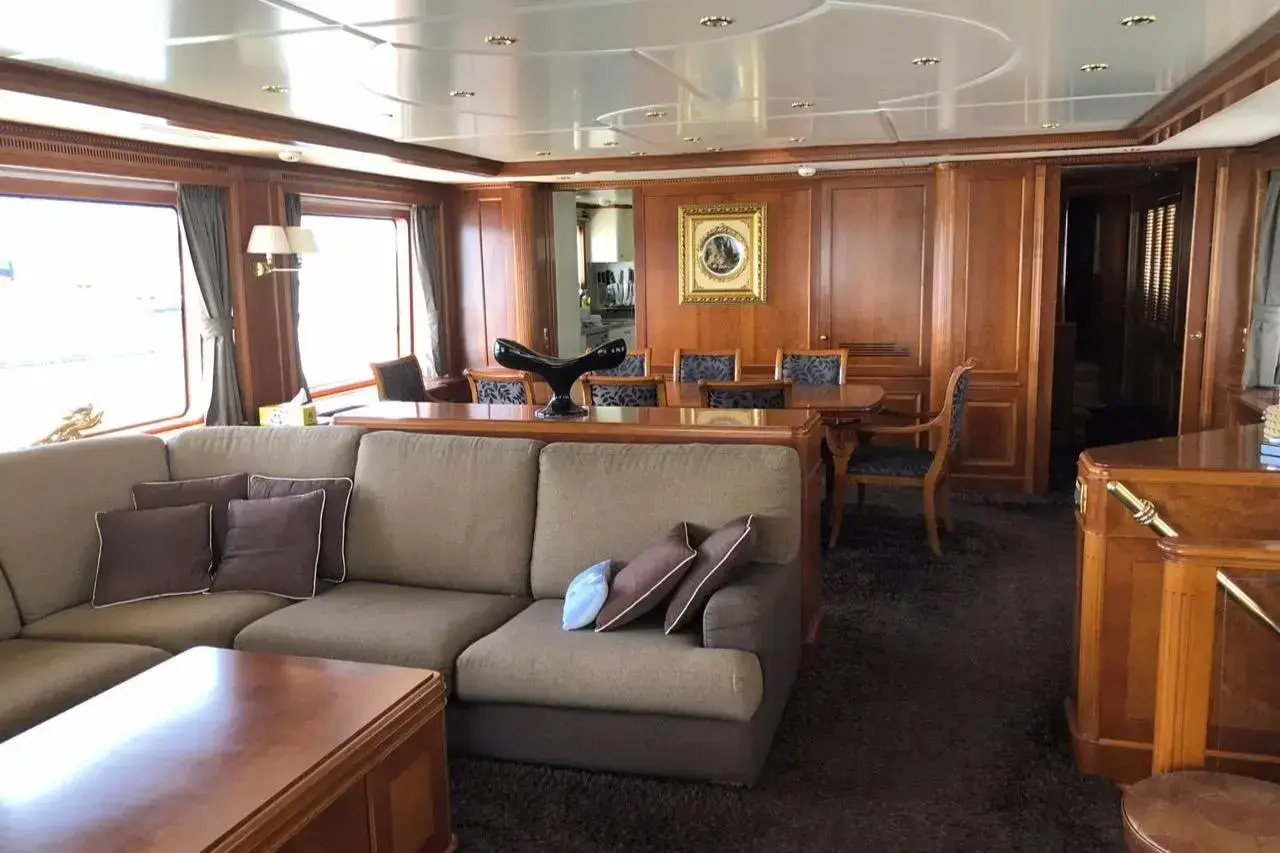 Thumbnail von Benetti Tradition 100