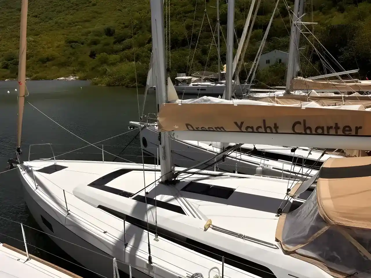 Thumbnail von Beneteau Oceanis 51.1