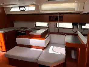 Thumbnail von Beneteau Oceanis 51.1