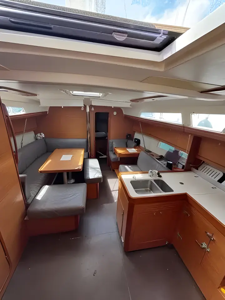 Thumbnail von Dufour 412 GL