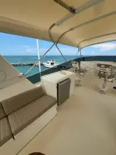Thumbnail von Hatteras 70 Convertible ISLAND