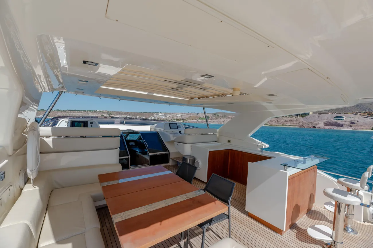 Thumbnail von Ferretti Yachts Custom Line 100