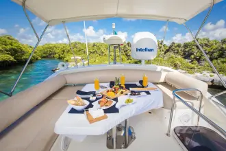 Thumbnail von Azimut 43 Flybridge