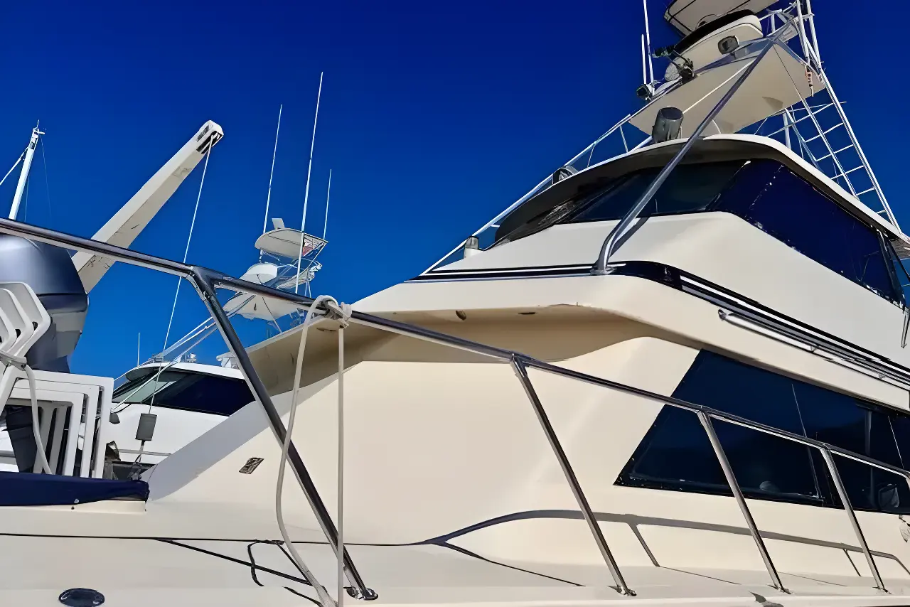 Thumbnail von Hatteras 65 Convertible ABUELO