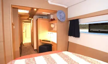 Thumbnail von Fountaine Pajot Lucia 40