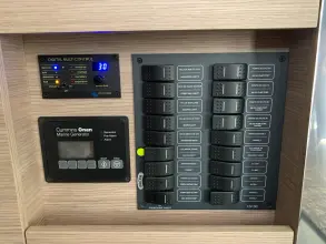 Thumbnail von Fountaine Pajot Lucia 40