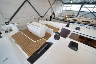 Thumbnail von Beneteau Oceanis 40.1