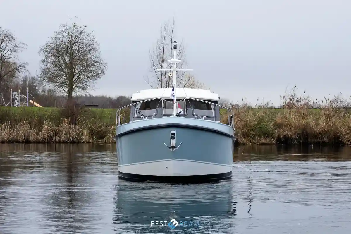 Thumbnail von Linssen 30 SL Sedan