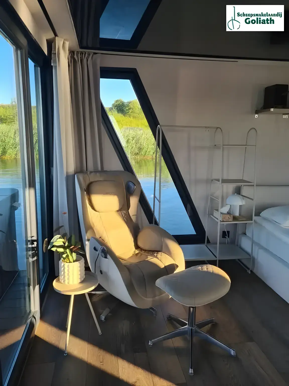 Thumbnail von Solstar Houseboat Navigator M