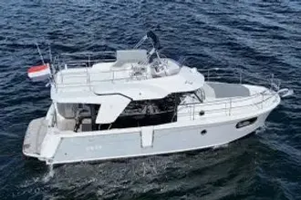 Thumbnail von Beneteau Swift Trawler 30