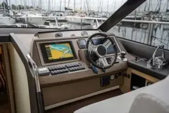 Thumbnail von Prestige 560 S