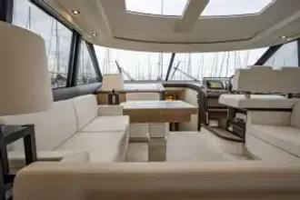 Thumbnail von Prestige 560 S