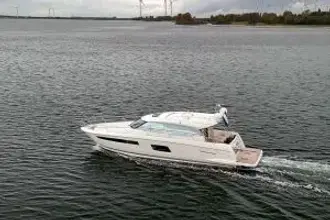 Thumbnail von Prestige 560 S