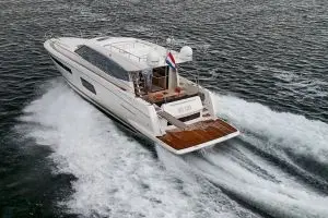 Thumbnail von Prestige 560 S