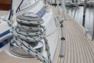 Thumbnail von Hallberg-Rassy 37