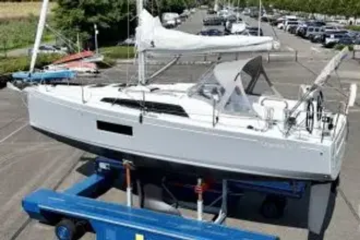 Thumbnail von Beneteau Oceanis 30.1