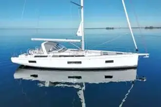 Thumbnail von Beneteau Oceanis Yacht 54