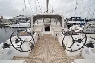 Thumbnail von Beneteau Oceanis Yacht 54