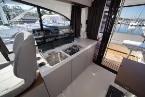 Thumbnail von Beneteau Antares 11 Fly