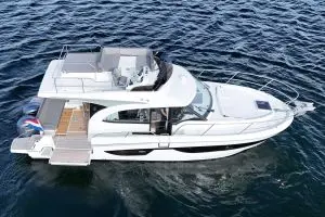 Thumbnail von Beneteau Antares 11 Fly