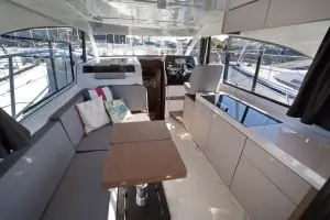 Thumbnail von Beneteau Antares 11 Fly