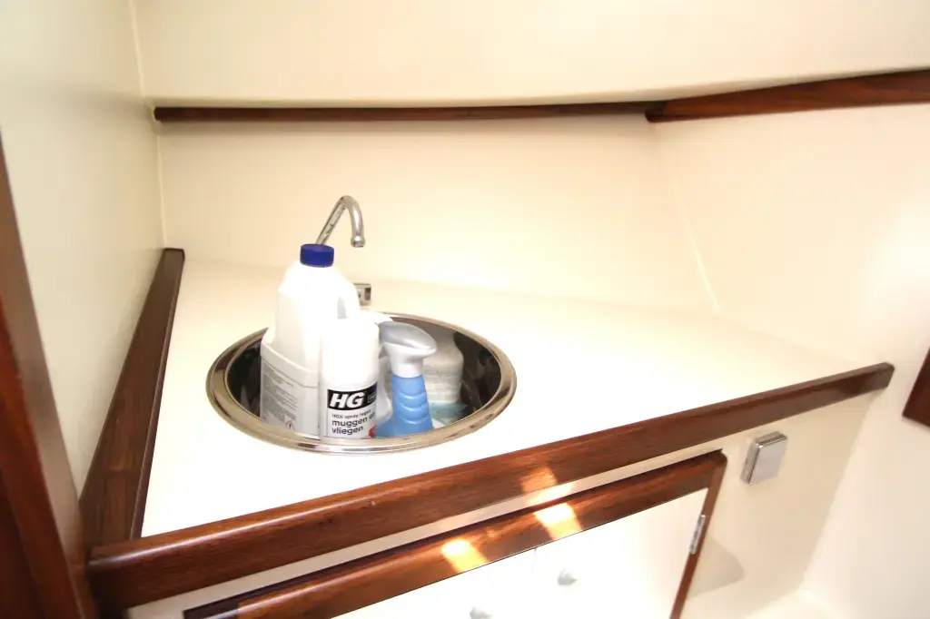 Thumbnail von Intercruiser 27 Cabin