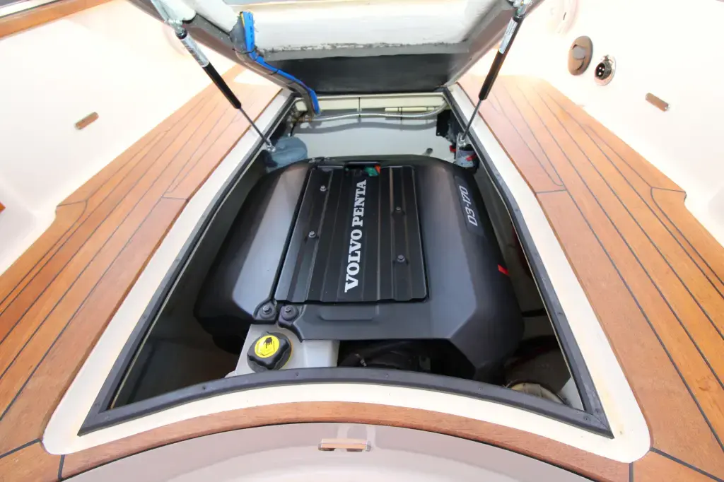 Thumbnail von Intercruiser 27 Cabin