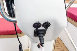 Thumbnail von Van De Stadt Madeira 44 RBS