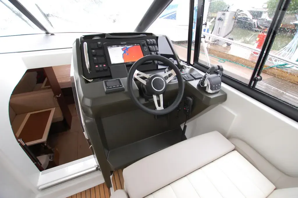 Thumbnail von Jeanneau Leader 40